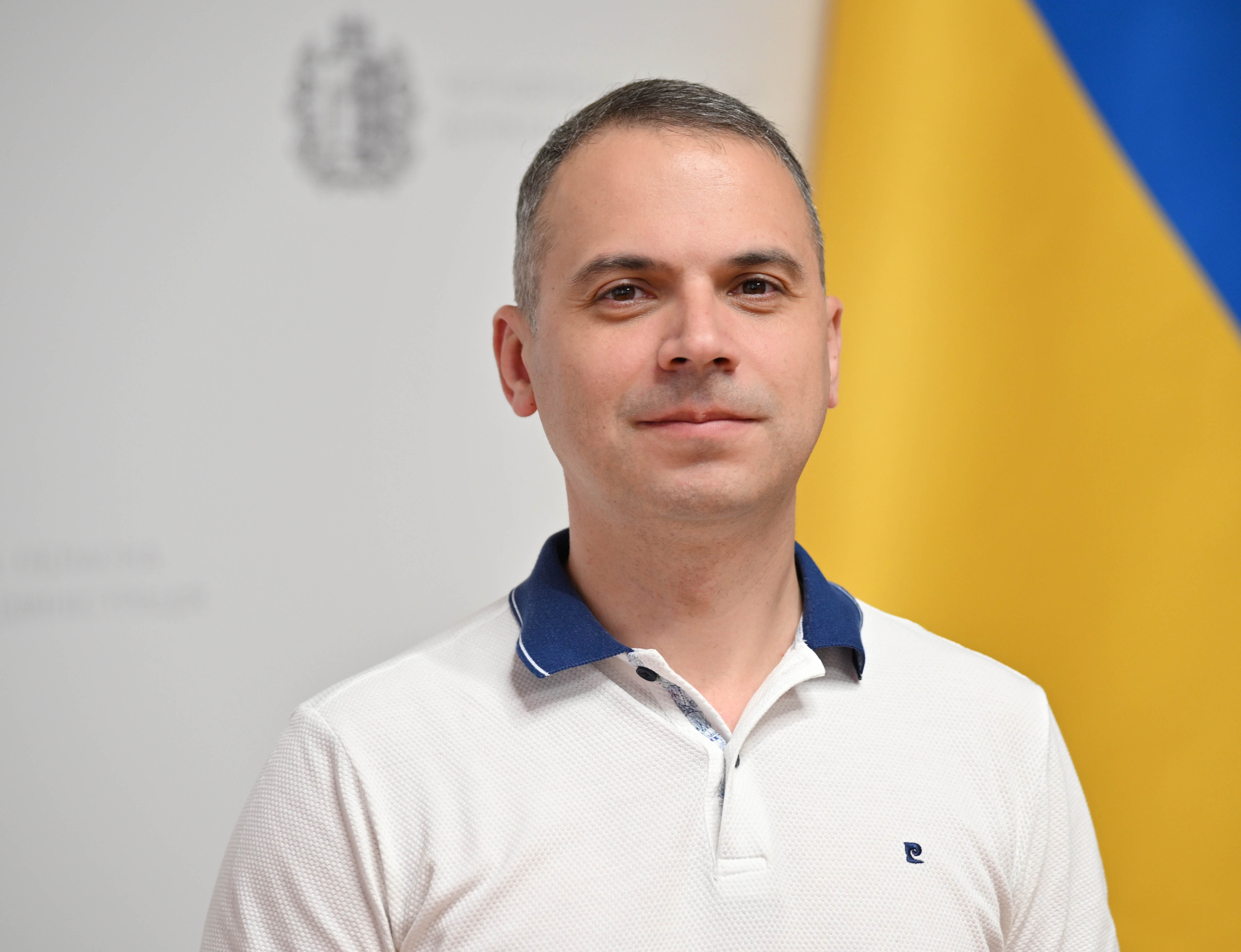 Начальник управління цифрового розвитку, цифрових трансформацій і цифровізації обласної державної адміністрації (обласної військової адміністрації) - Аугліс Валентин Віталійович